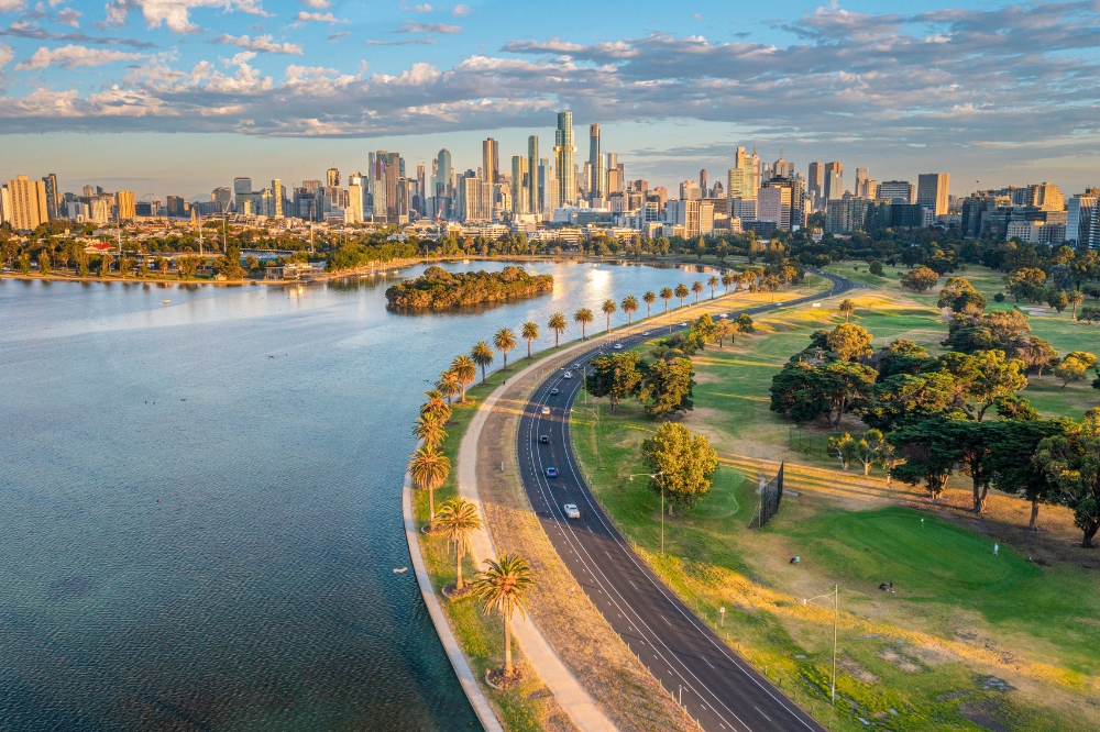 Albert park on a clear day looking into Melbourne CBD