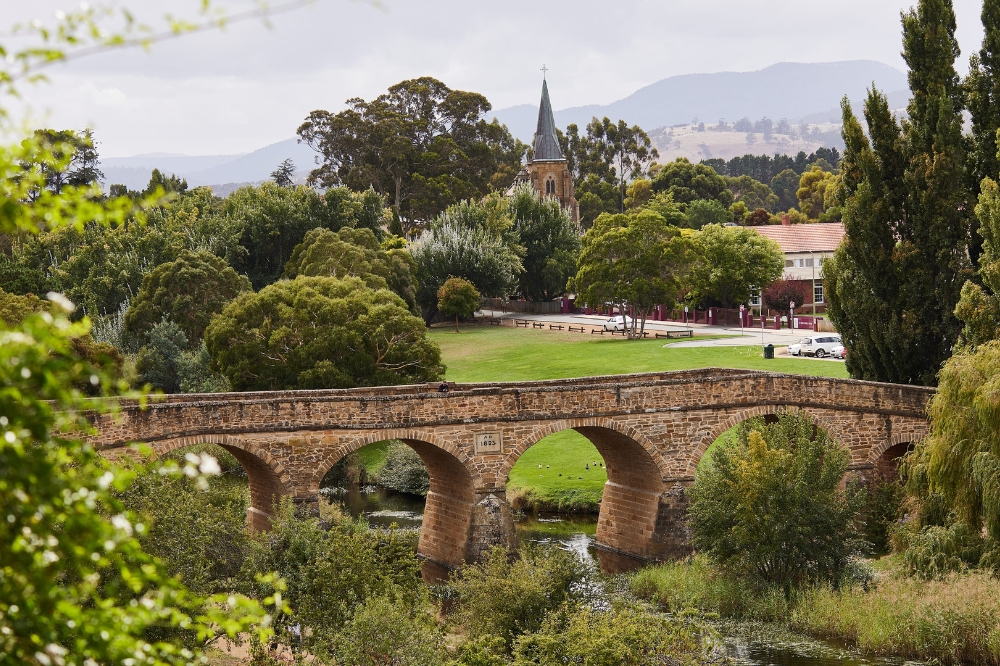 An heritage bridge in a small town