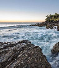 Snapper Rocks waves 